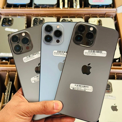 Merkatuan erabilitako iPhonen prezioaren gorabeheren arrazoiak